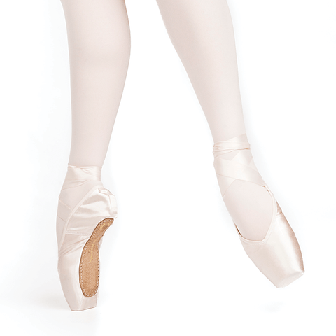 Russian Pointe Almaz V-Cut Flexible Medium Pointe Shoe